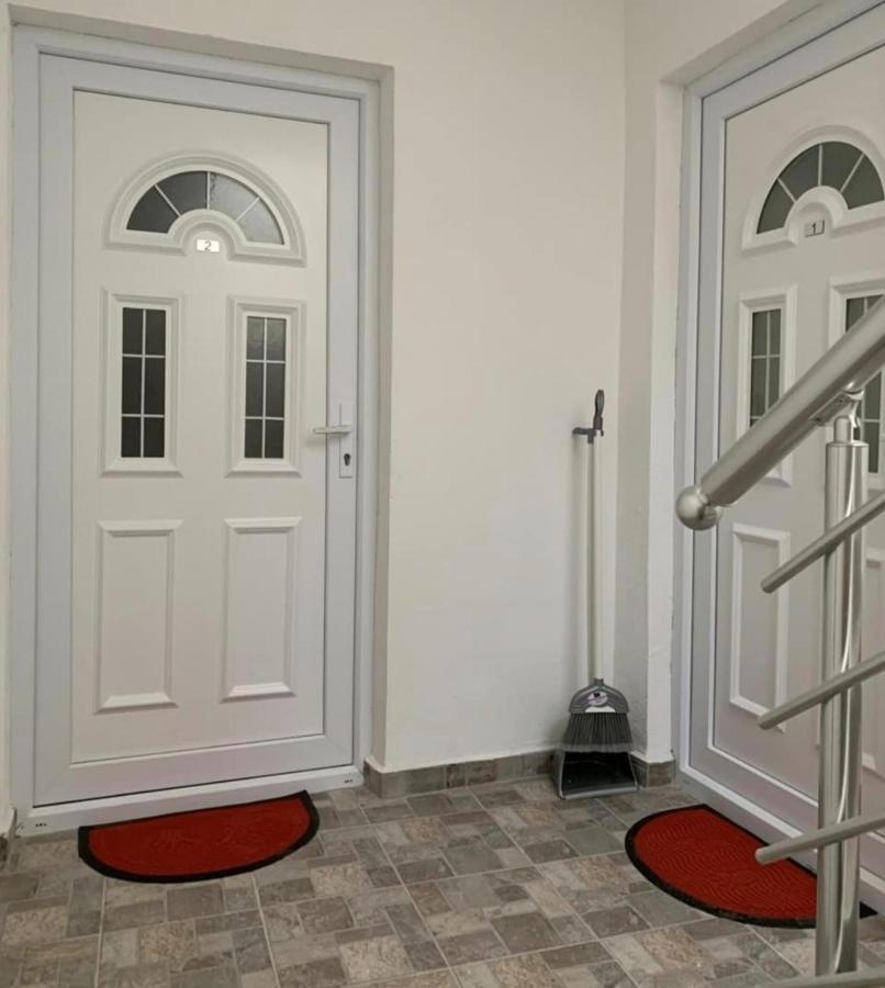 Apartman Ail 2 Ulcinj Ngoại thất bức ảnh